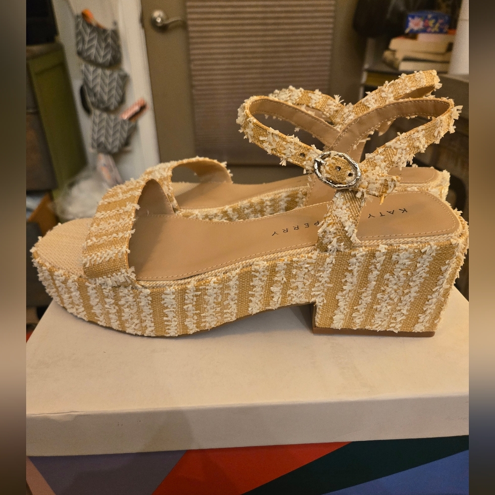 Sperry Beige Tweed Platform Sandals - Women - Picture 2 of 5